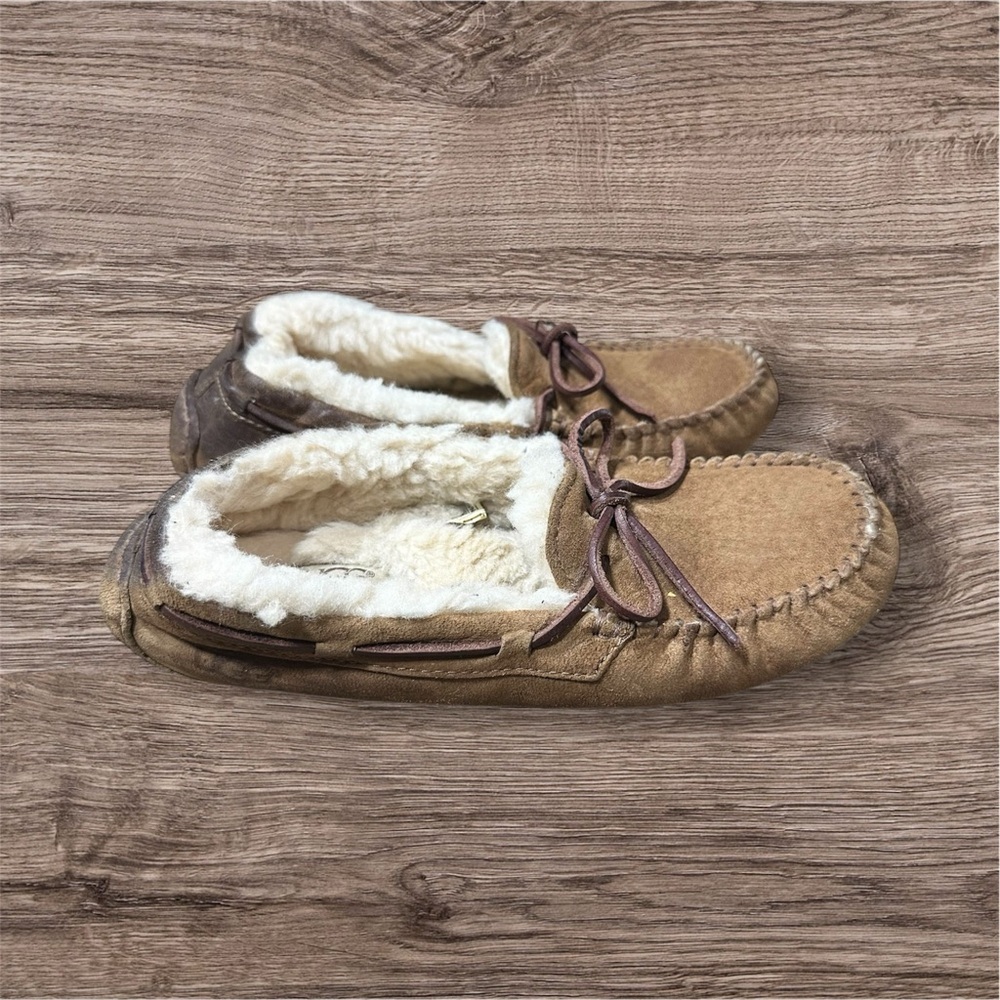 UGG Australia Alena‎ Women's Suede Slippers - Chestnut, Size 7